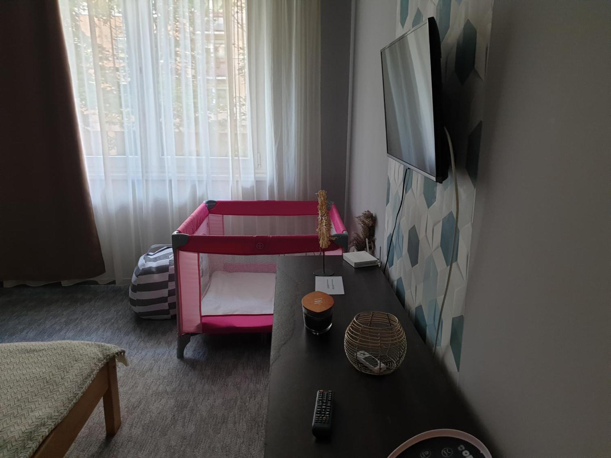 Dora Apartman Best Location & Free Parking Debrecen Exterior photo